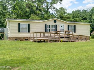 3386 S State Highway 41, Wallace, NC 28466