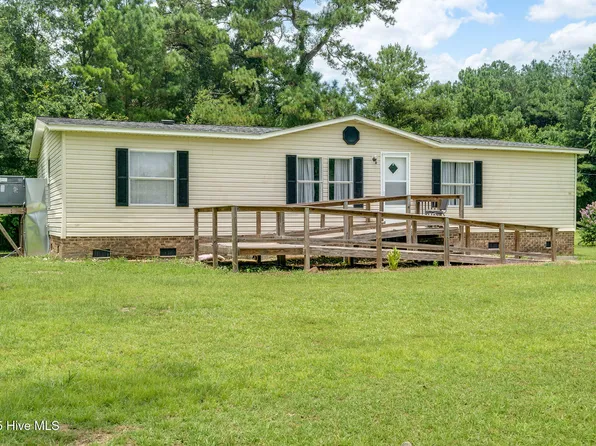 3386 S Nc 41 Highway, Wallace, NC 28466