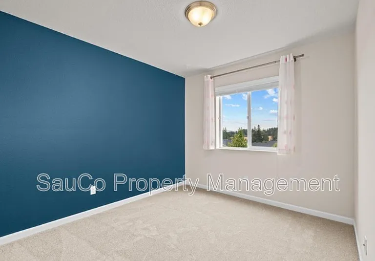 7595 NW 170th Ave — Photo 39