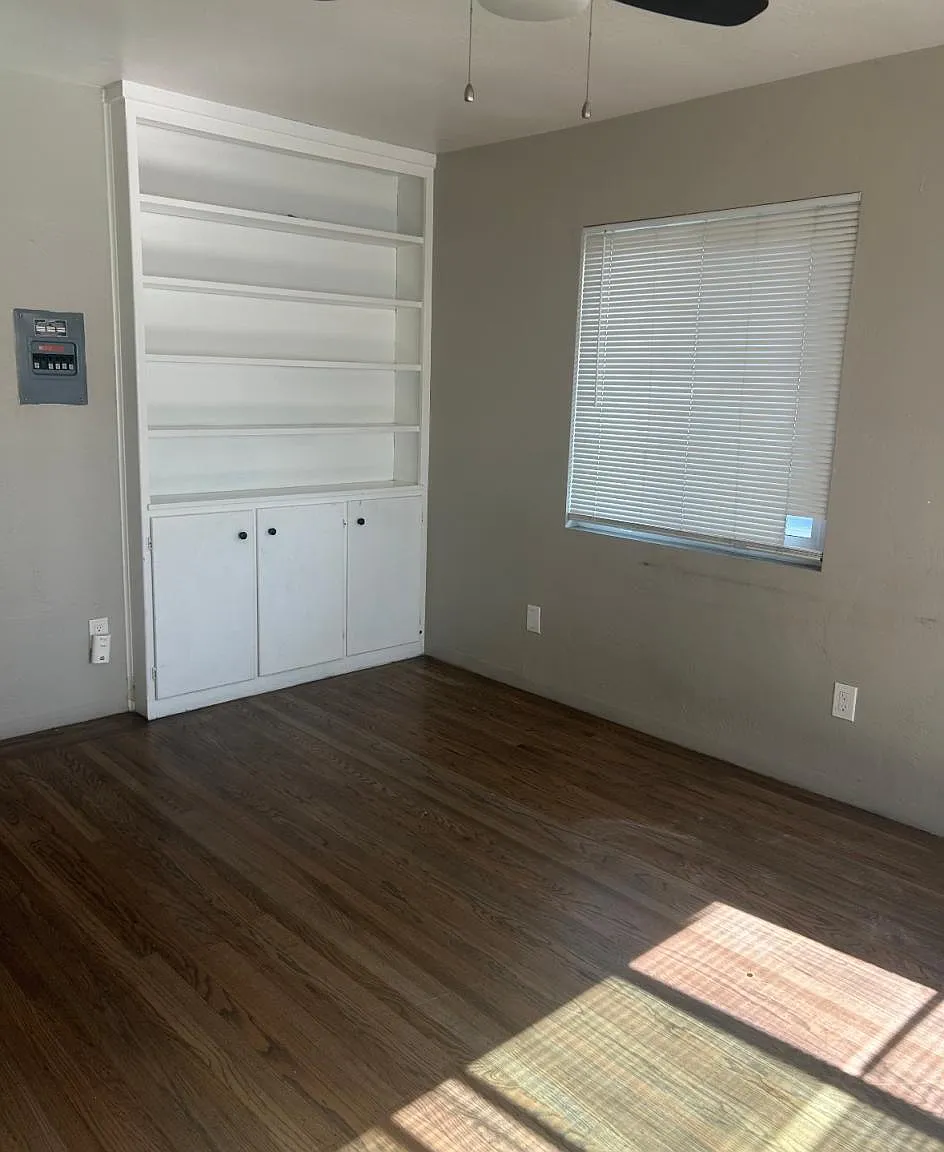 6870 Foothill Blvd — Photo 4