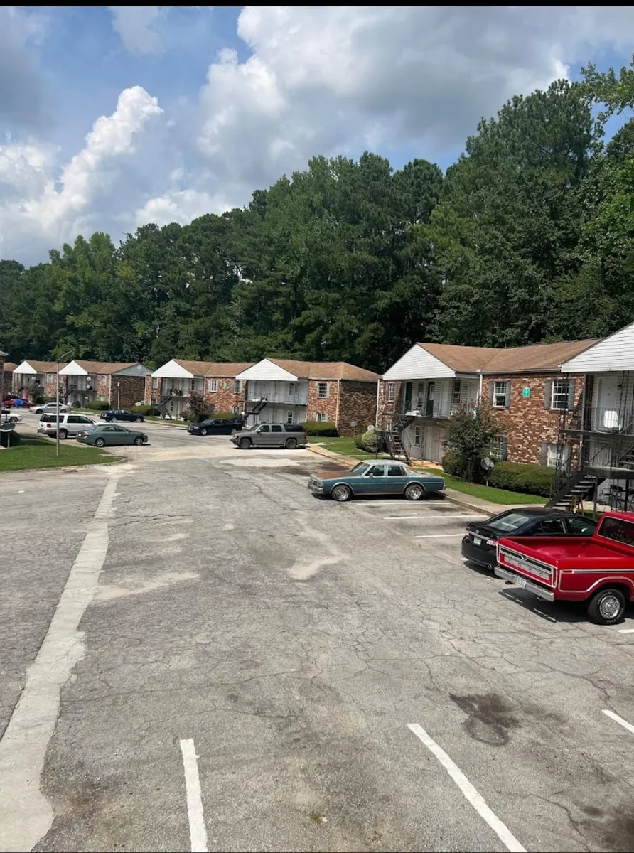 Primary Photo - Sheraton House Apartments