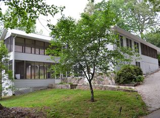 37 Short St, Dillard, GA 30537