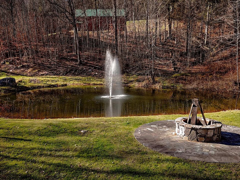 1st image of 201 Basket Brook Rd