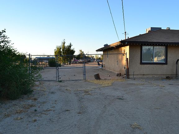 5th image of 8807 E Avenue T2