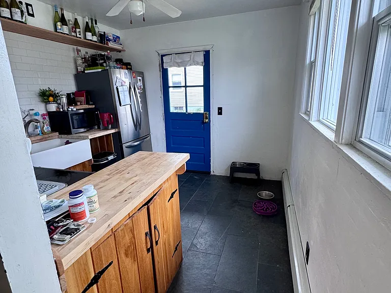 42 Greenway Dr — Photo 3