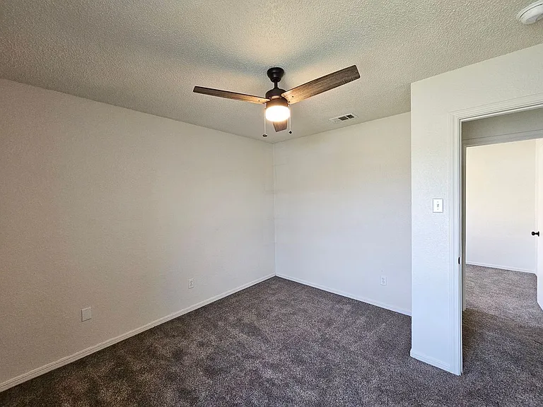 3011 Tom Lockett Dr — Photo 15