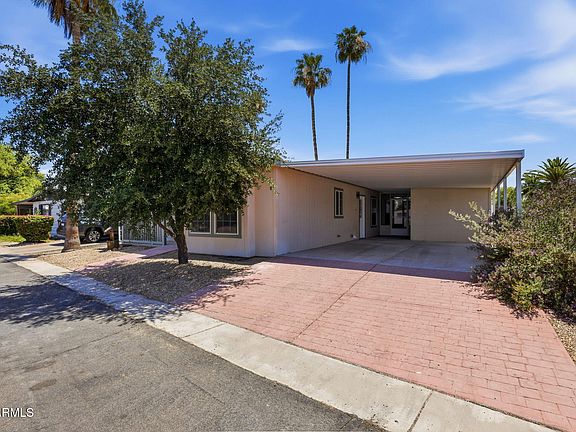 3rd image of 3104 E Broadway Road #125