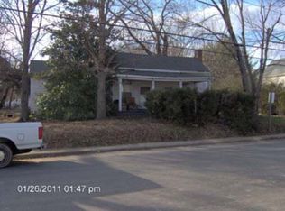 50 Maple Ave, Halifax, VA 24558