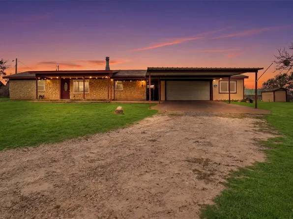 2318 Poco Ct, Granbury, TX 76048