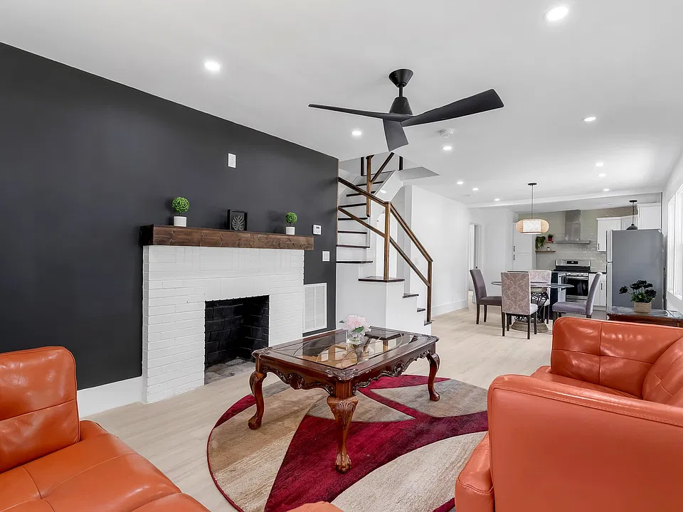 105 Monteith Cir