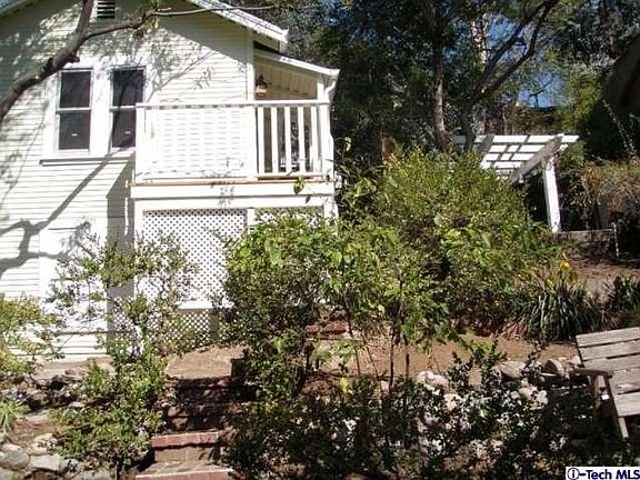 4th image of 2464 Silver Lake Blvd
