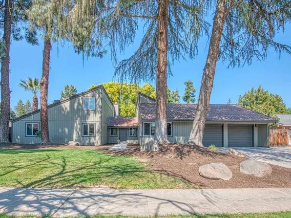 2698 W Barstow Ave, Fresno, CA 93711