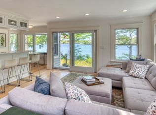 22 Wolf Swamp Ln, Southampton, NY 11968