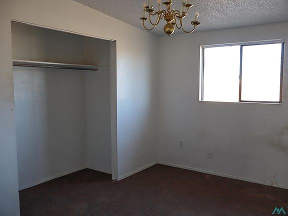 5th image of 1402 S Whittier Dr