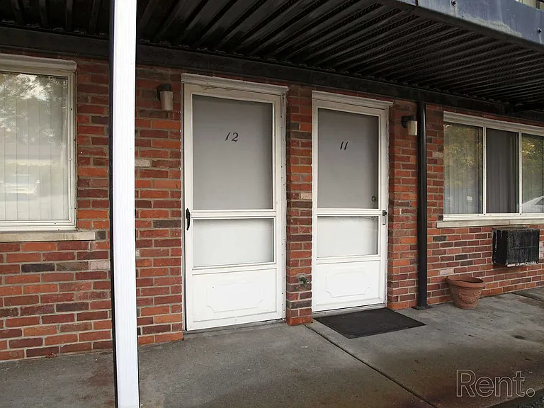 Newburgh Colonial — Photo 20