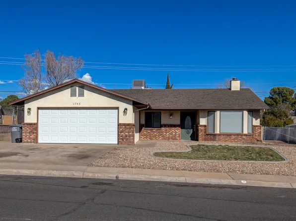 2746 W Circle Dr, Santa Clara, UT 84765