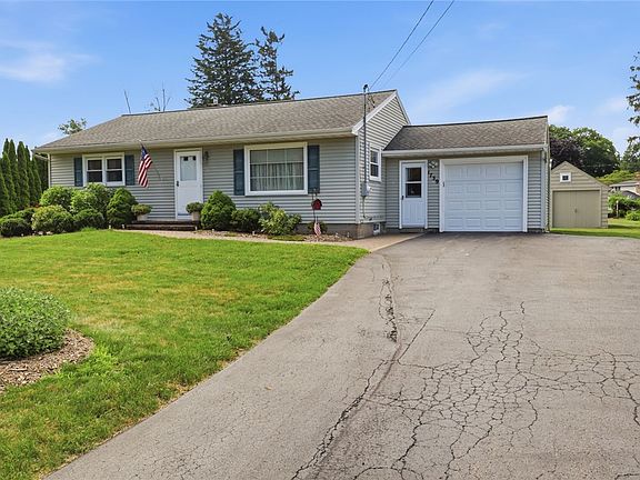 2nd image of 1739 Maiden Ln