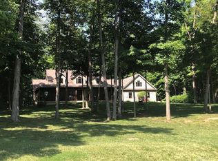 696 Stonecroft Dr, Springfield, OH 45502