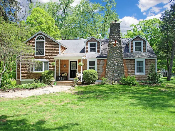 113 Codfish Hill Road, Bethel, CT 06801