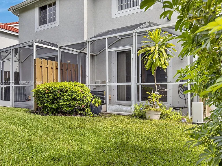 3677 San Simeon Cir #3677 — Photo 41