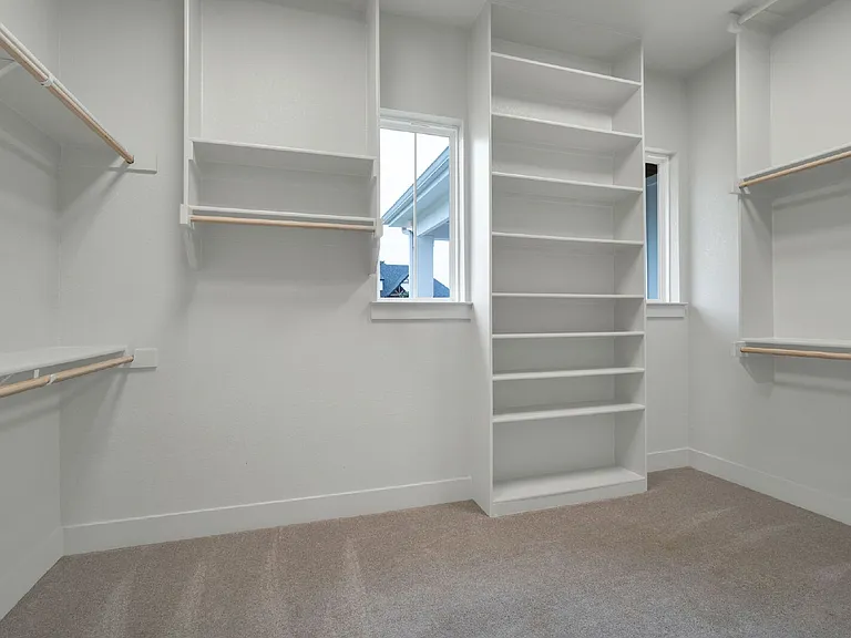 140 Farish Ln — Photo 20