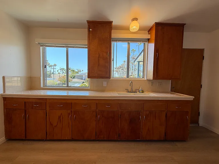 1841 S Tremont St #4 — Photo 5