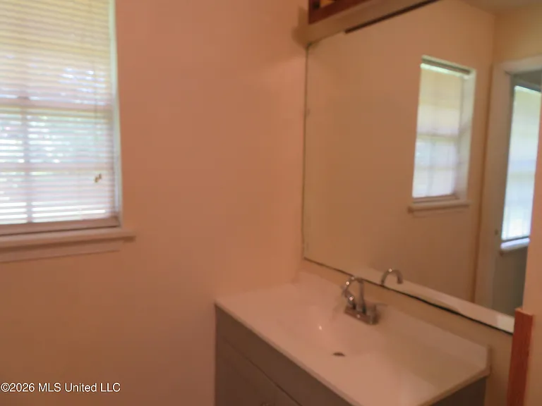 356 Springdale Cir — Photo 15