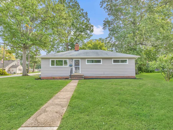 171 Lakewood Dr, Avon Lake, OH 44012