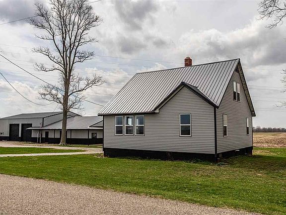 3rd image of 4518 N Fouts Rd