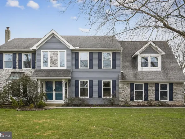 2301 Warner Rd, Lansdale, PA 19446