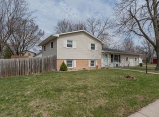 2712 E Main St, Mankato, MN 56001