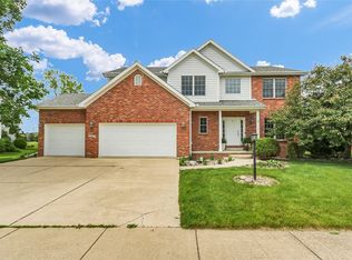 2413 Stricker Ln, Urbana, IL 61802