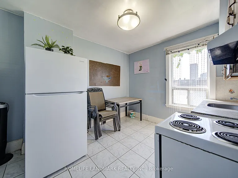 19 Armstrong Ave #2 — Photo 12