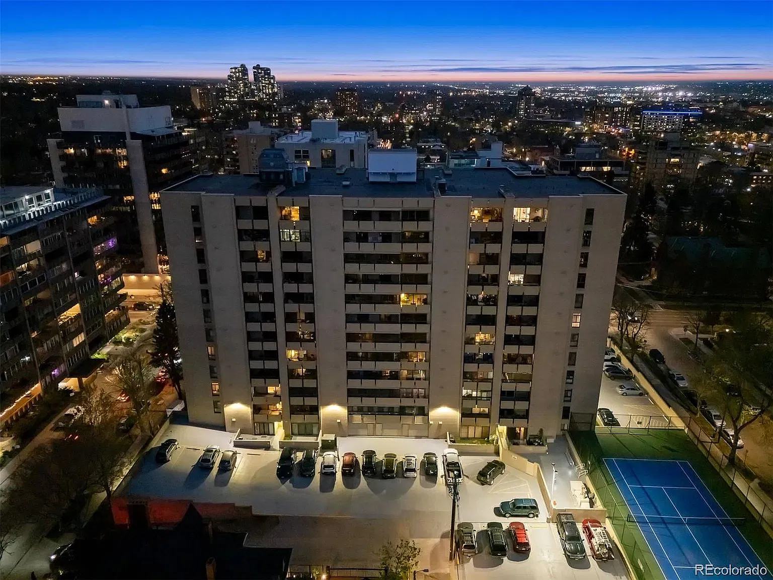 800 N Pearl St — Photo 3