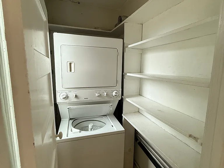 373 Park Rd #2 — Photo 9