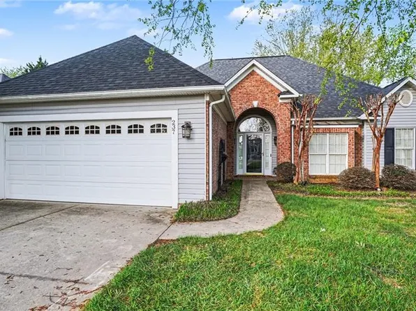 237 Harmon Ridge Ln, Kernersville, NC 27284