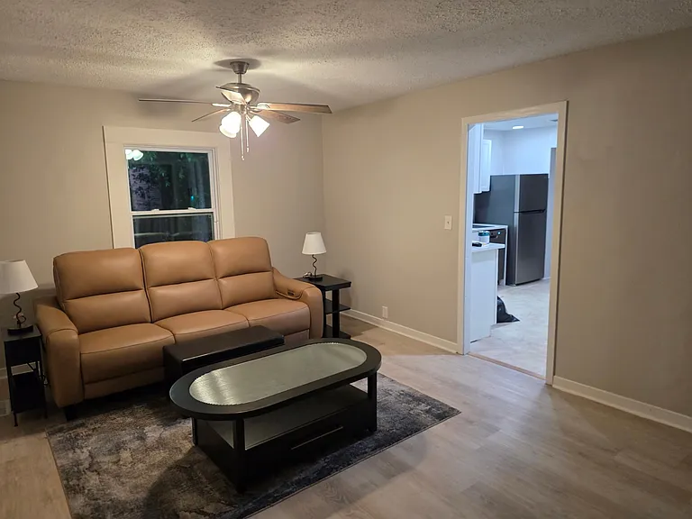 4453 Pharr Ave — Photo 5