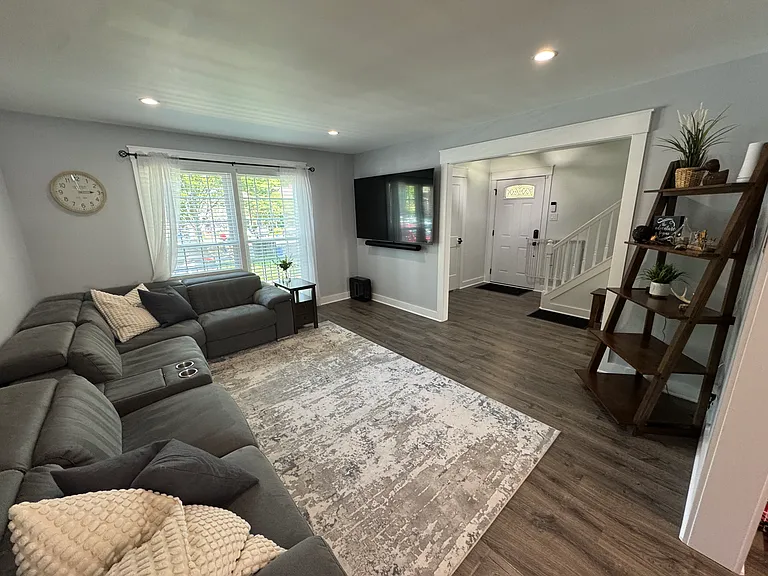 7955 Hidden Bridge Dr — Photo 7