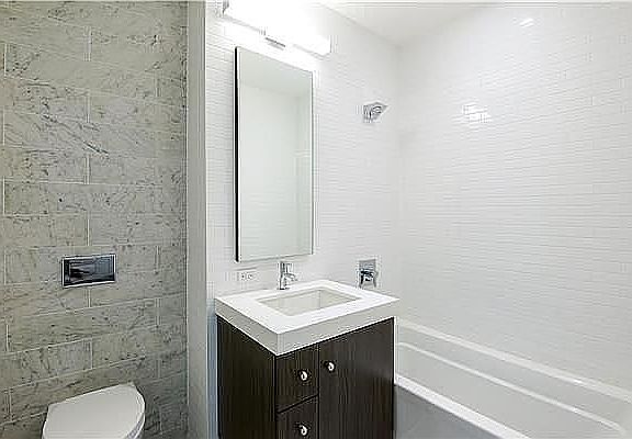 4th image of 416 W 52nd St APT 501