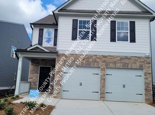 18 Berry Dr, Dawsonville, GA 30534