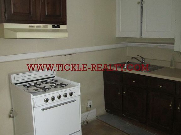 4th image of 518 Goodman St S APT A