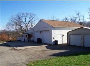 2022 Ridge Road Ext, Ambridge, PA 15003