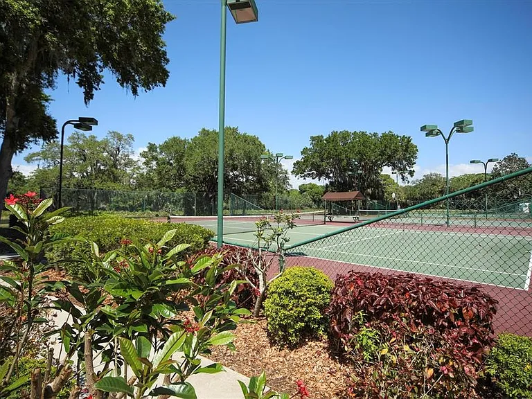 8501 Park Shore Ln — Photo 44