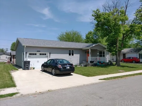 1320 Meadow Ln, Portland, IN 47371