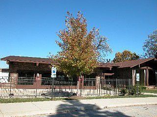 2nd image of 120 Lakeview Dr APT 521