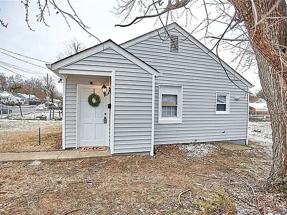 2nd image of 1801 Keswick Ave