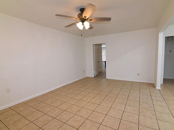 3rd image of 6414 Grape St