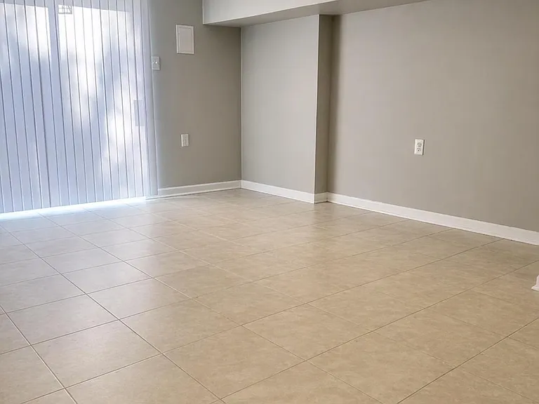 8475 Imperial Dr #5-A — Photo 8