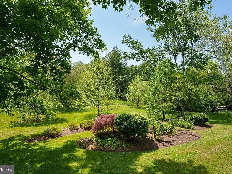 821 Pretty Brook Rd — Photo 28