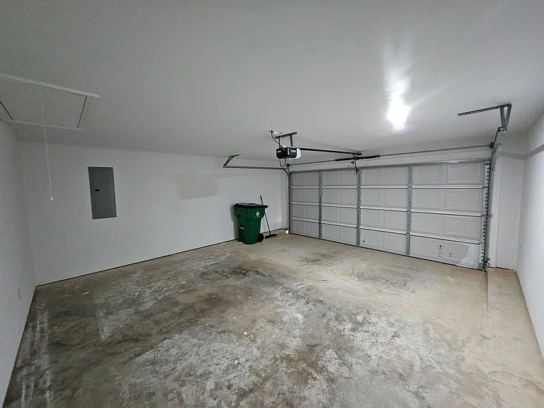 1006 S 9th St — Photo 29